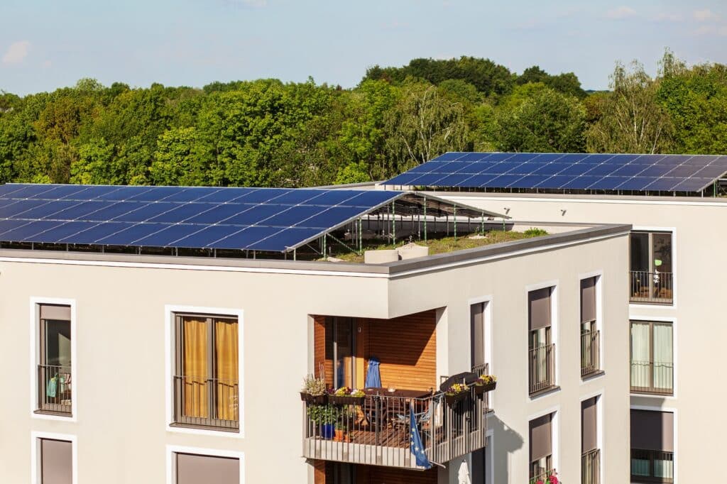 Mieterstrom Mehrfamilienhaus Gewerbe Photovoltaik Anlage Gießen Wetzlar Wetteraukreis Sunitech